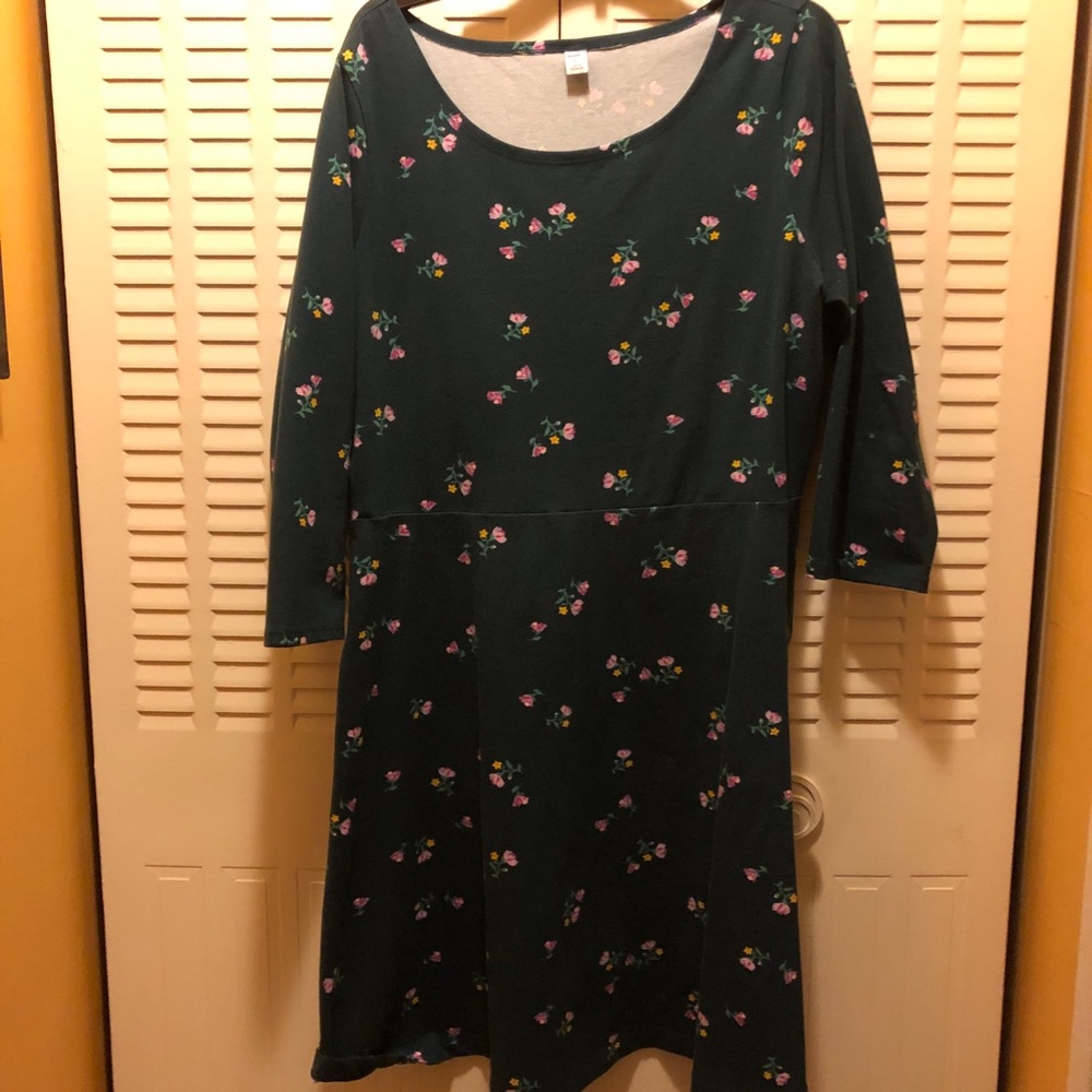 Old Navy Womens Fit & Flare Long Sleeve Dress